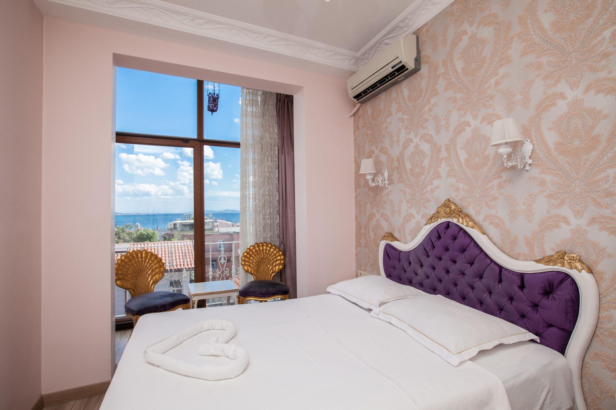 Romantic Hotel Istanbul Bagian luar foto