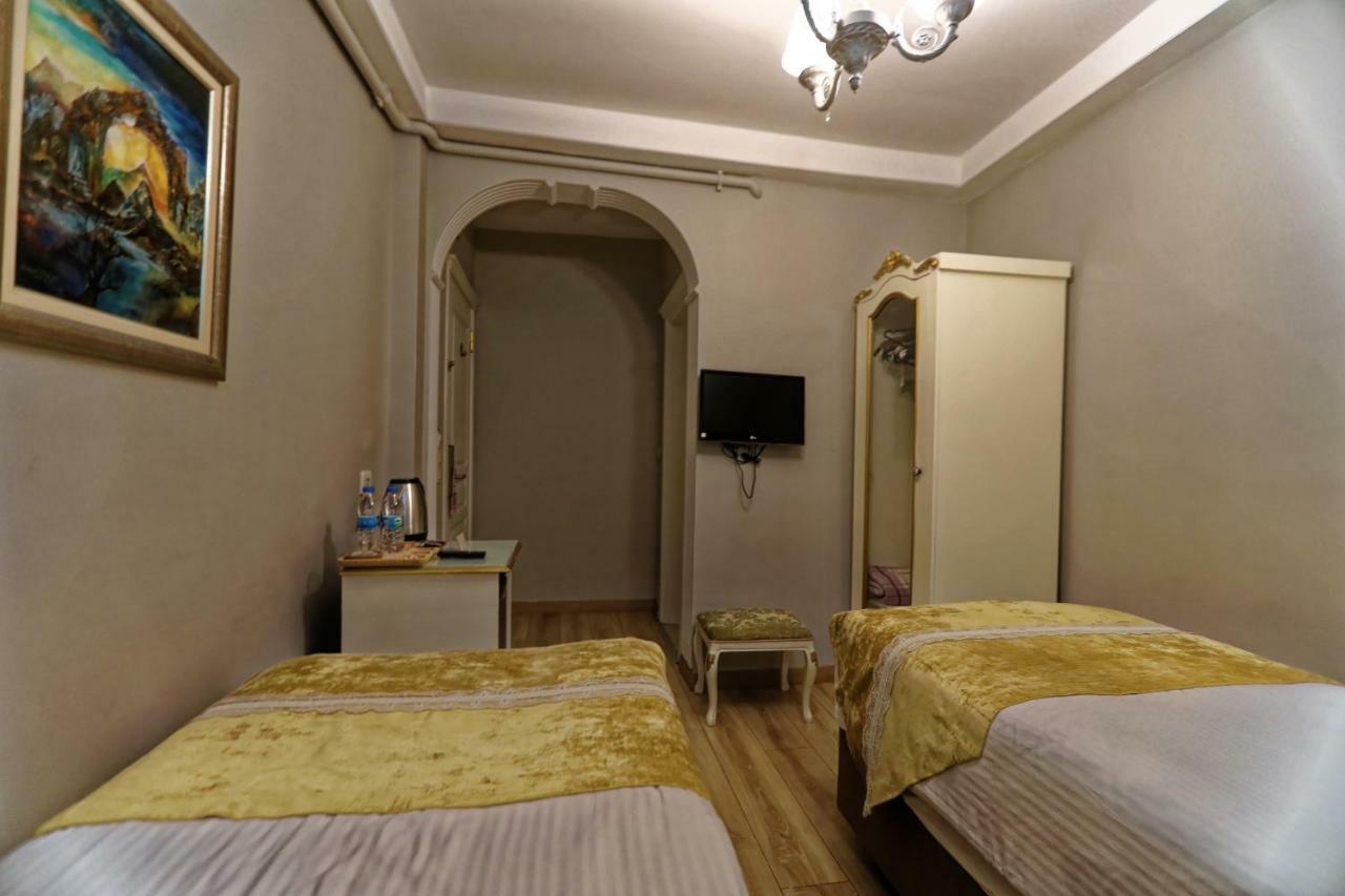 Romantic Hotel Istanbul Bagian luar foto